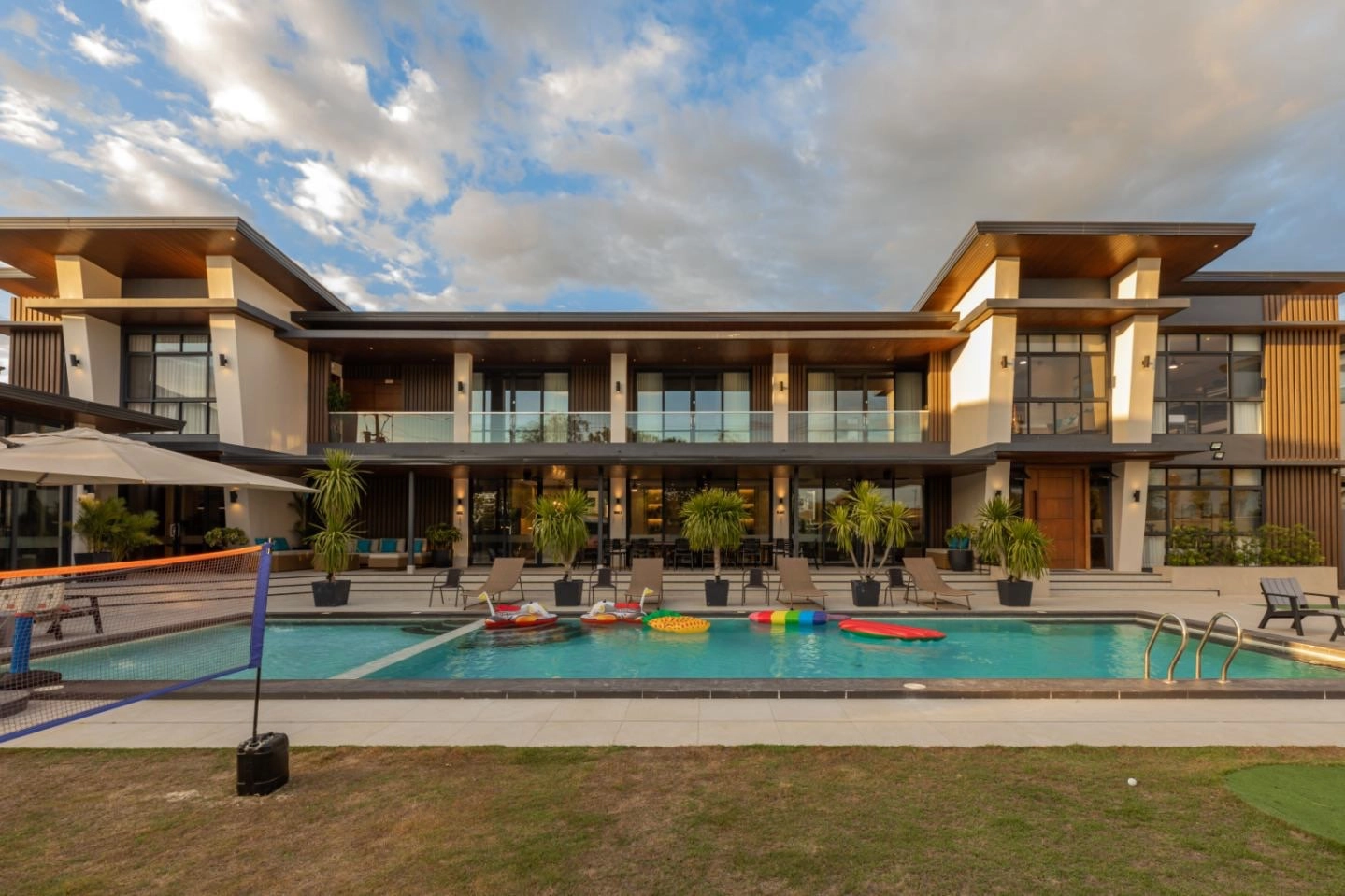 Longhouse Laiya information preview